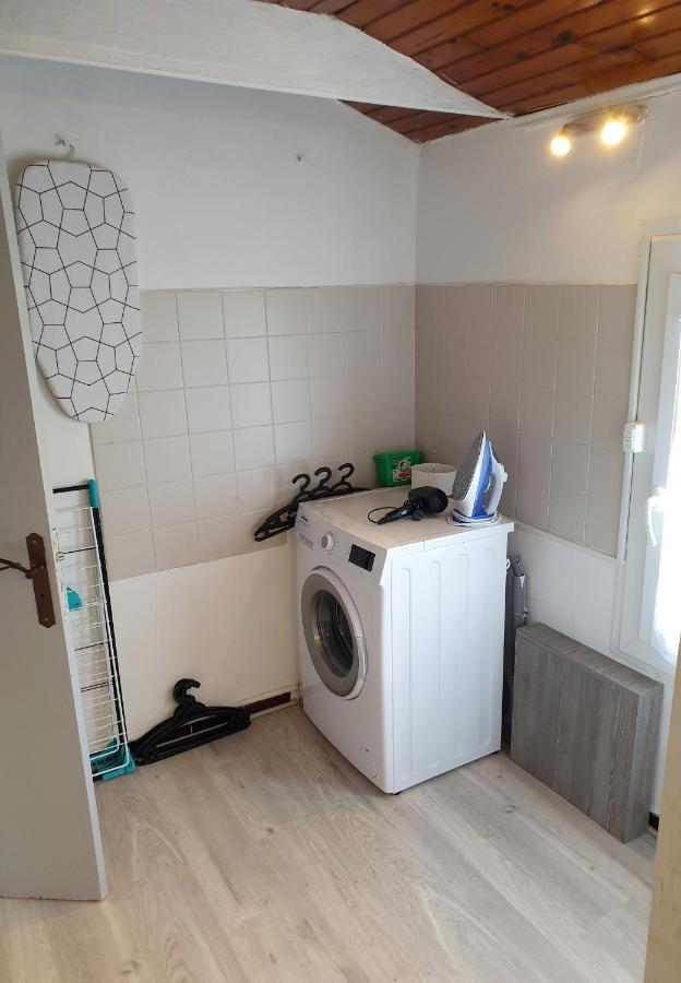 Appartement 62 M2 1Er Etage Avec Jardin Au Rdc Saint-Génis Exterior foto