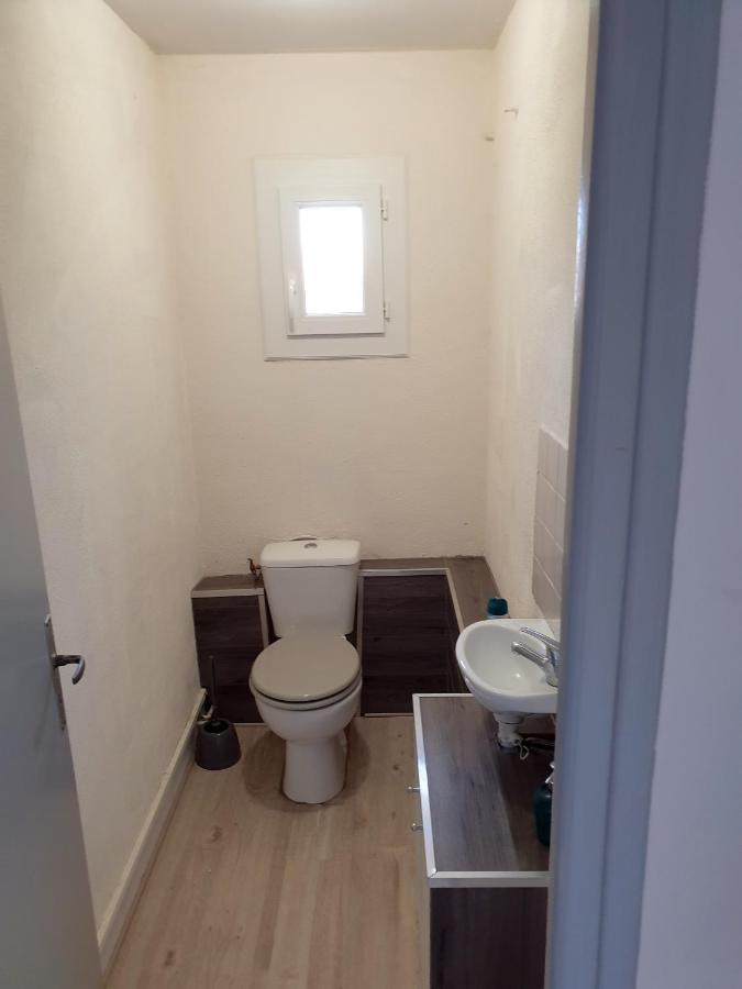 Appartement 62 M2 1Er Etage Avec Jardin Au Rdc Saint-Génis Exterior foto